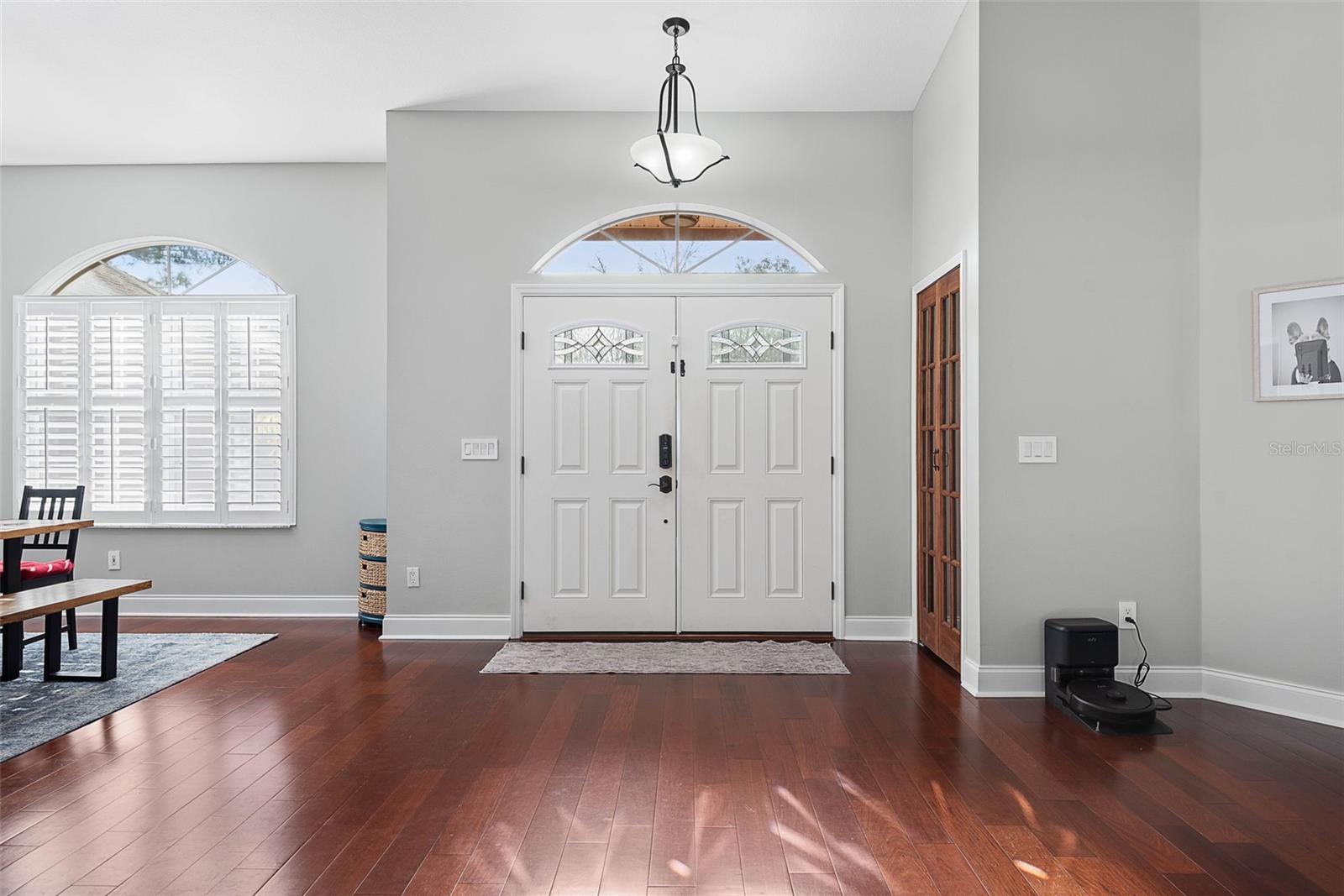 Image 9 of 74 For 2 Wellesley Lane