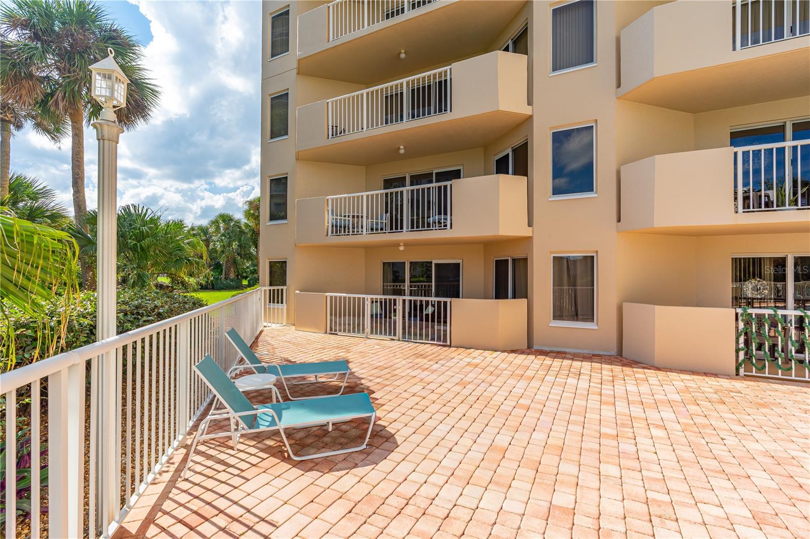 Image 26 of 74 For 3 Oceans West Boulevard 1c3