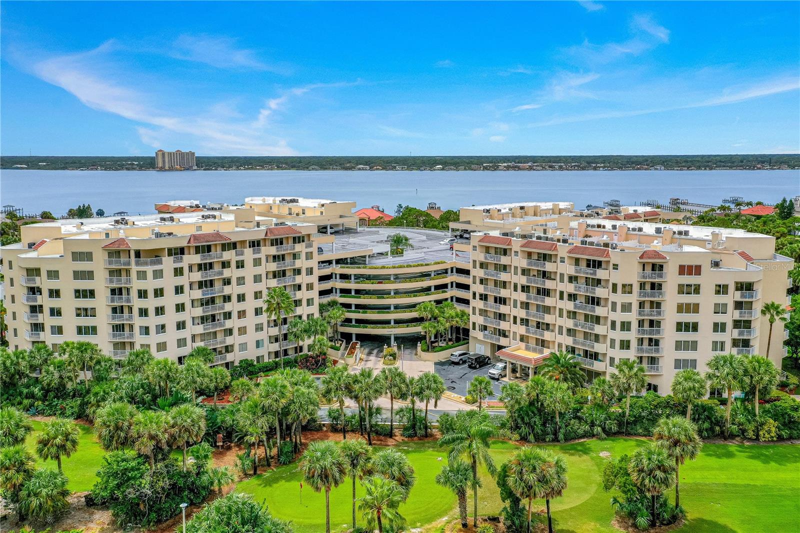 Image 29 of 74 For 3 Oceans West Boulevard 1c3