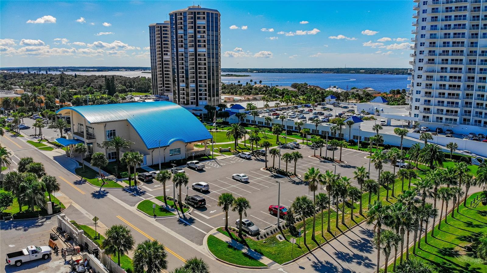 Image 50 of 74 For 3 Oceans West Boulevard 1c3