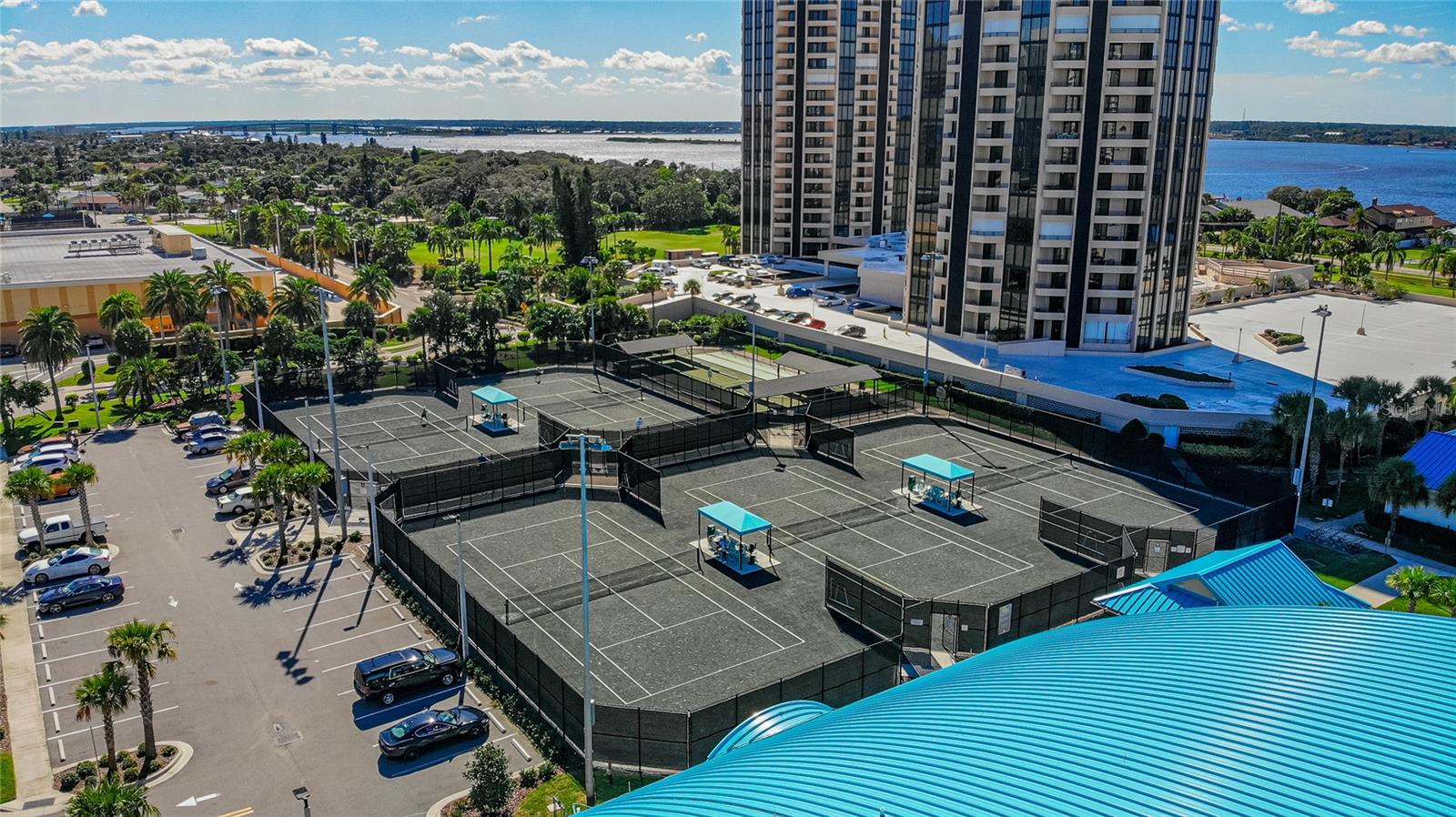 Image 51 of 74 For 3 Oceans West Boulevard 1c3