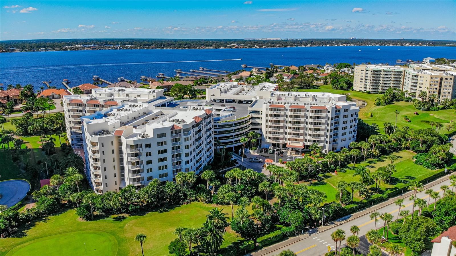 Image 54 of 74 For 3 Oceans West Boulevard 1c3