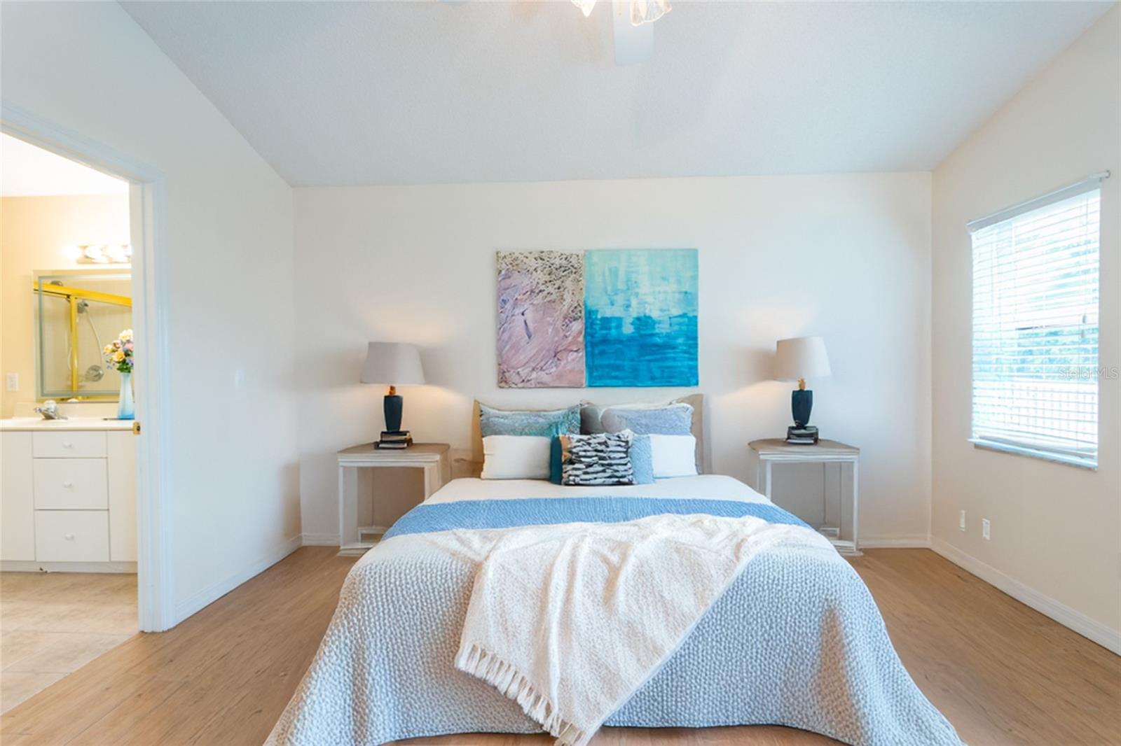 Image 26 of 46 For 21 Comanche Court