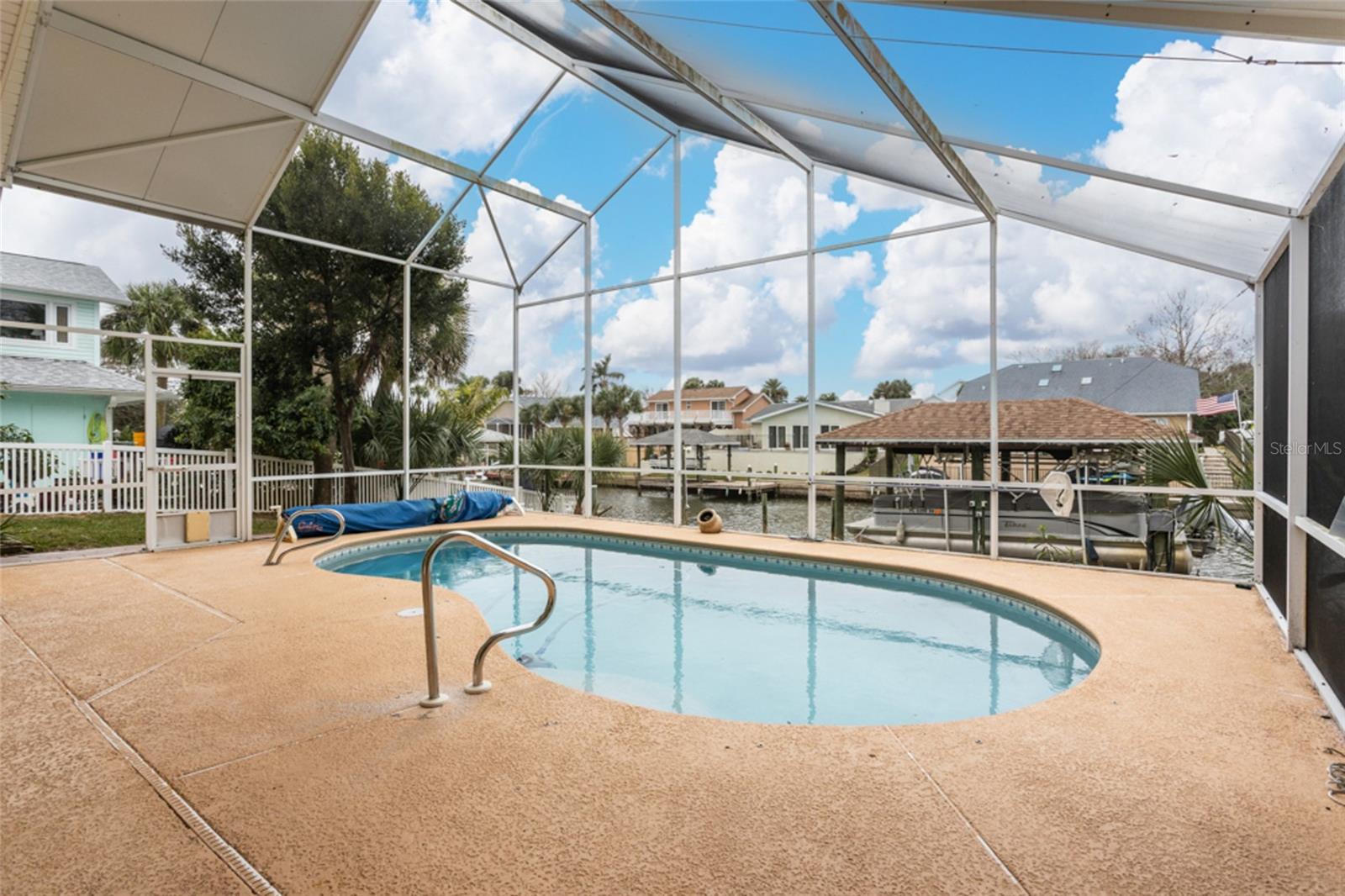 Image 39 of 46 For 21 Comanche Court