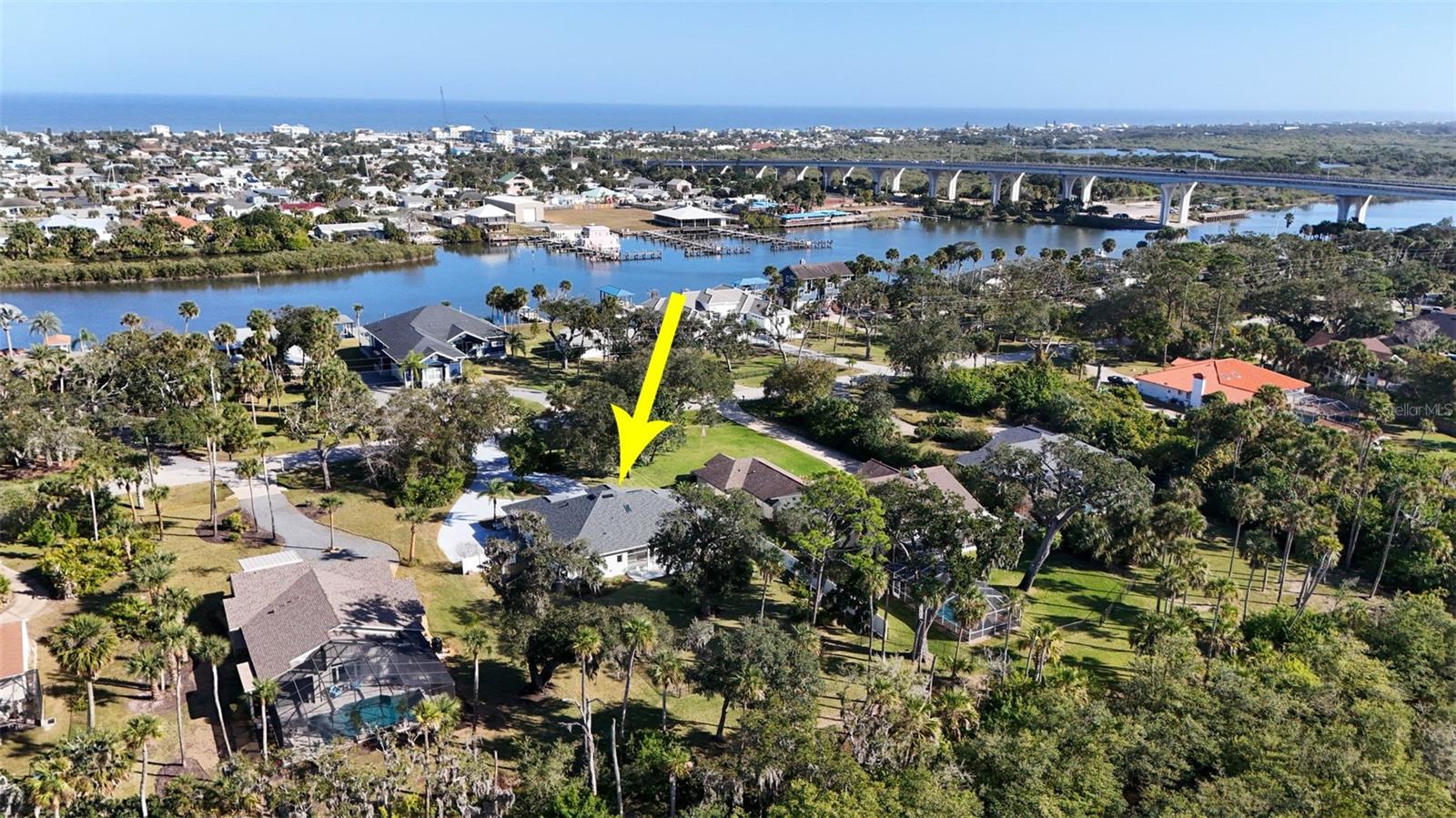 Image 62 of 68 For 325 Lambert Avenue