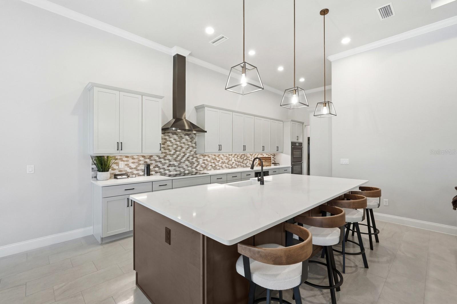 Image 19 of 85 For 23 Riverwalk