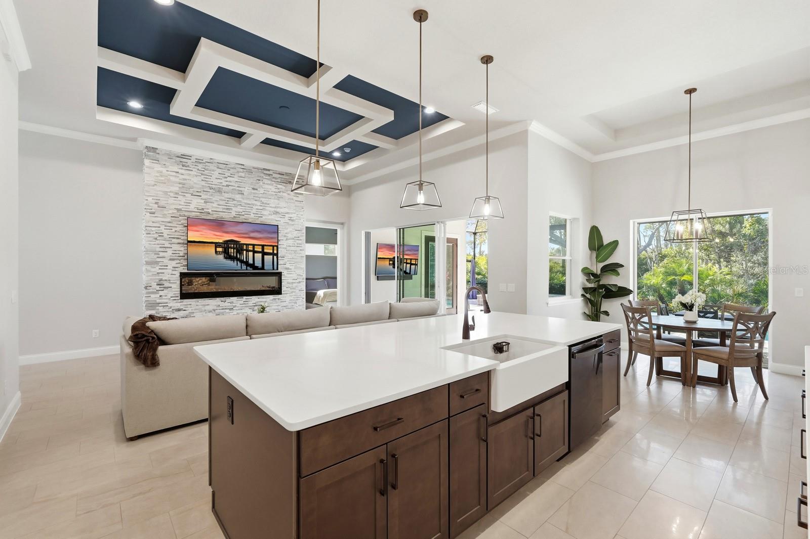 Image 21 of 85 For 23 Riverwalk