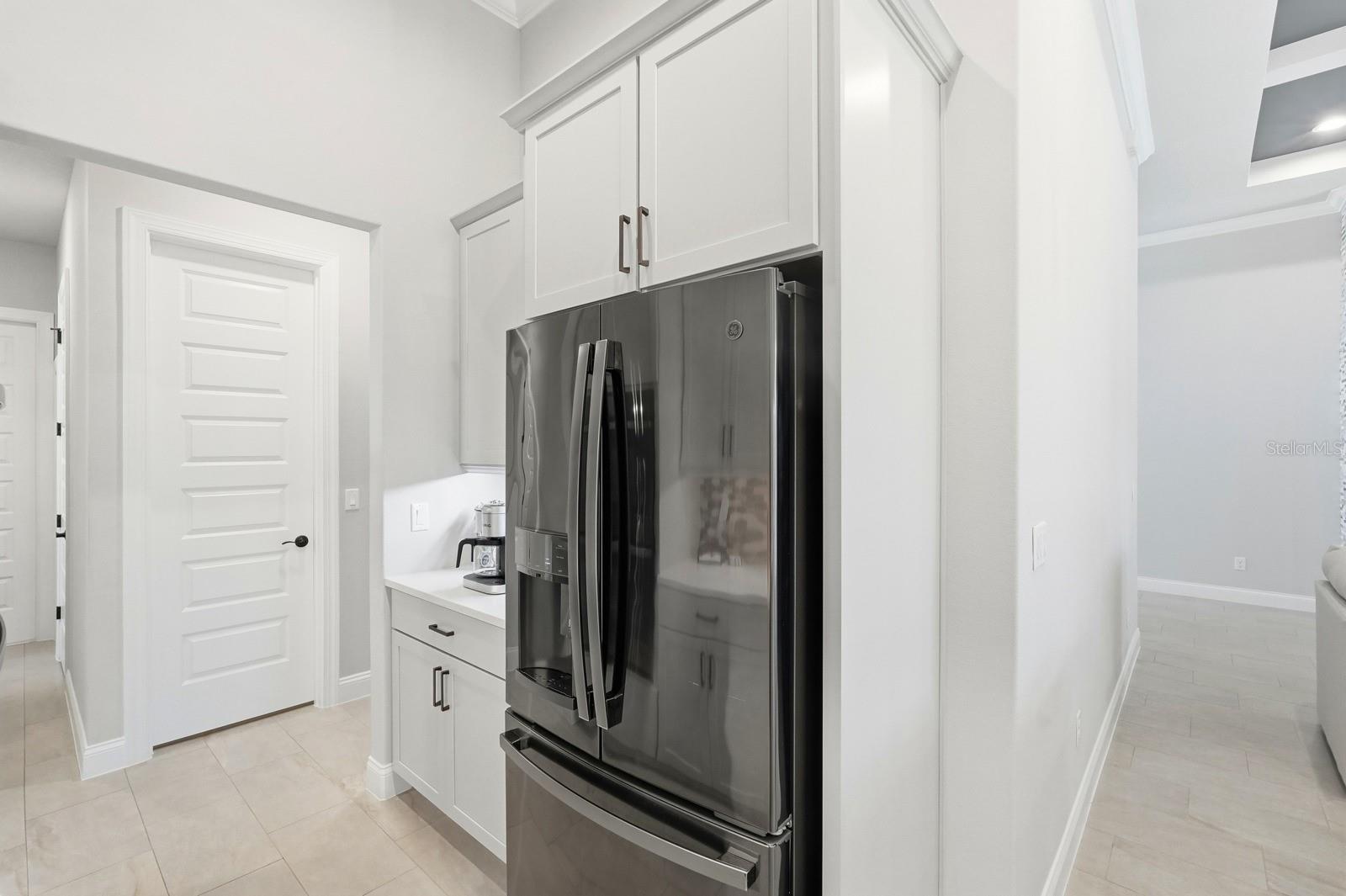 Image 29 of 85 For 23 Riverwalk