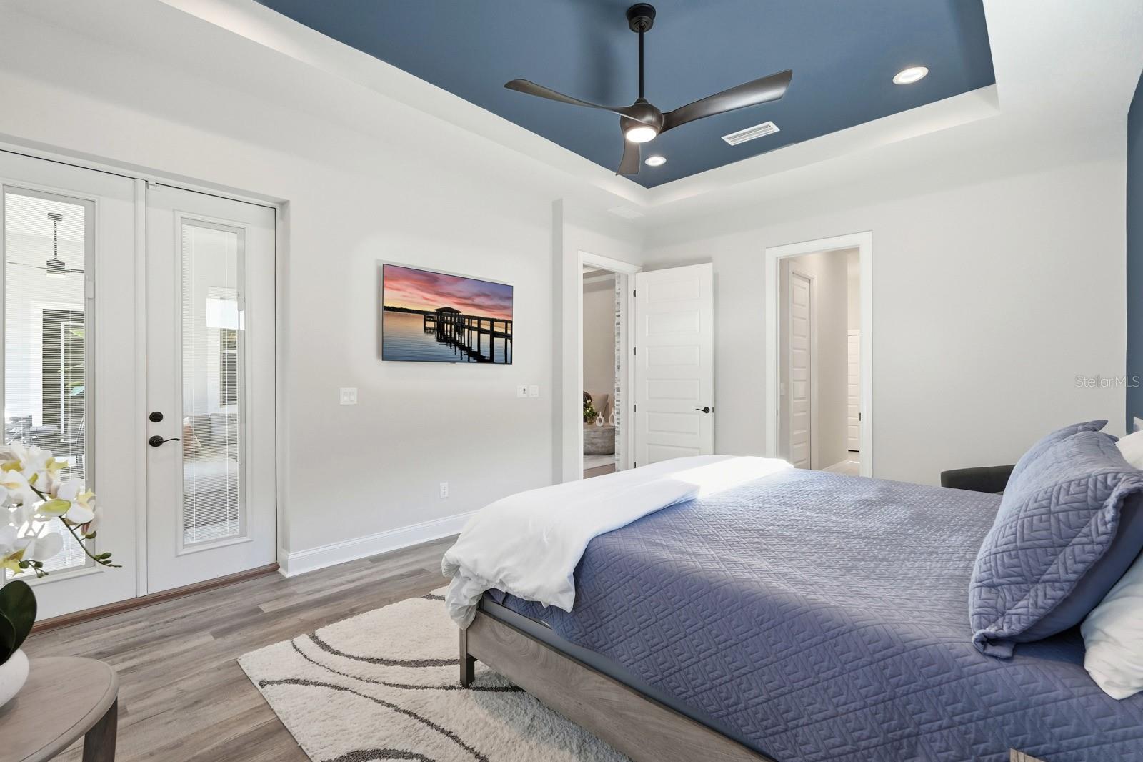 Image 32 of 85 For 23 Riverwalk