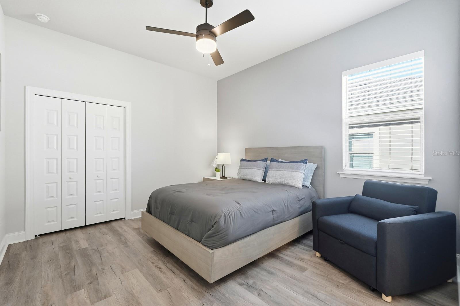 Image 39 of 85 For 23 Riverwalk