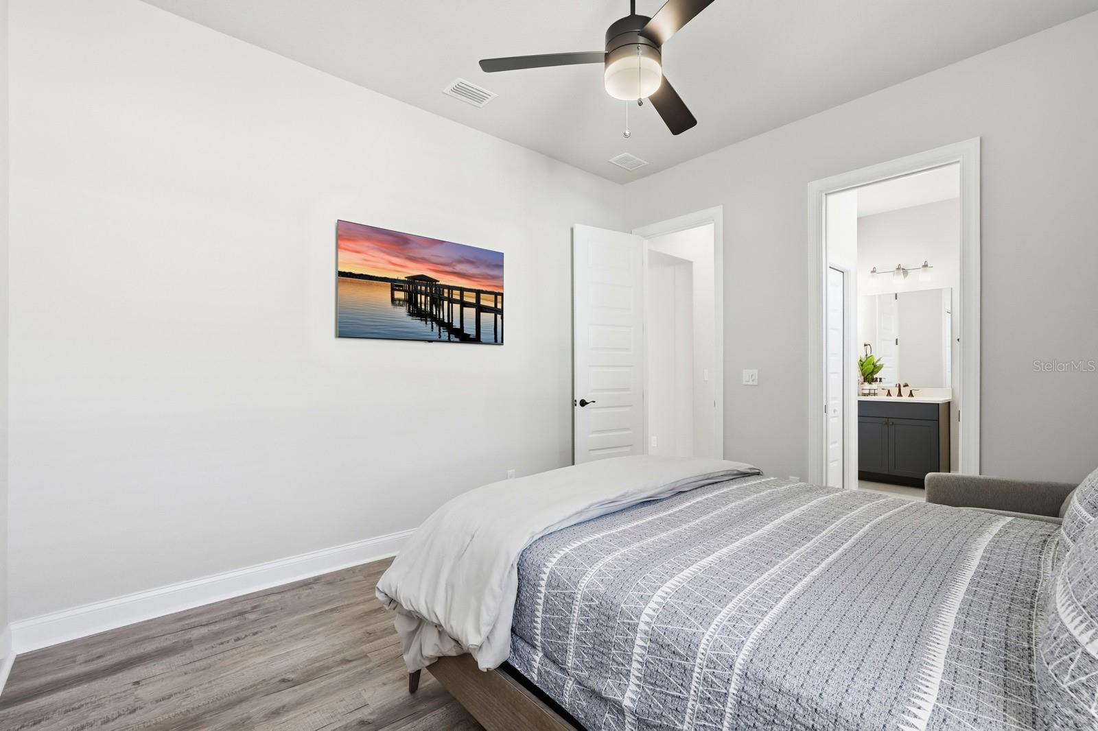 Image 45 of 85 For 23 Riverwalk