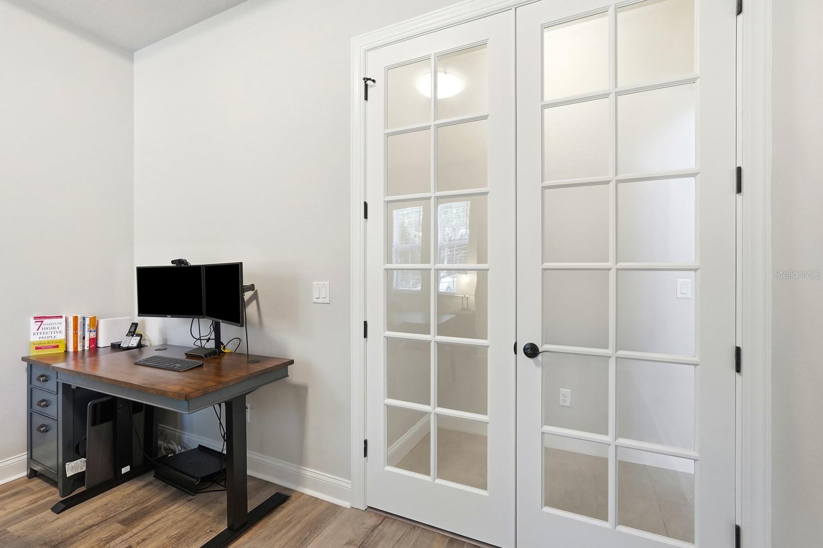 Image 48 of 85 For 23 Riverwalk