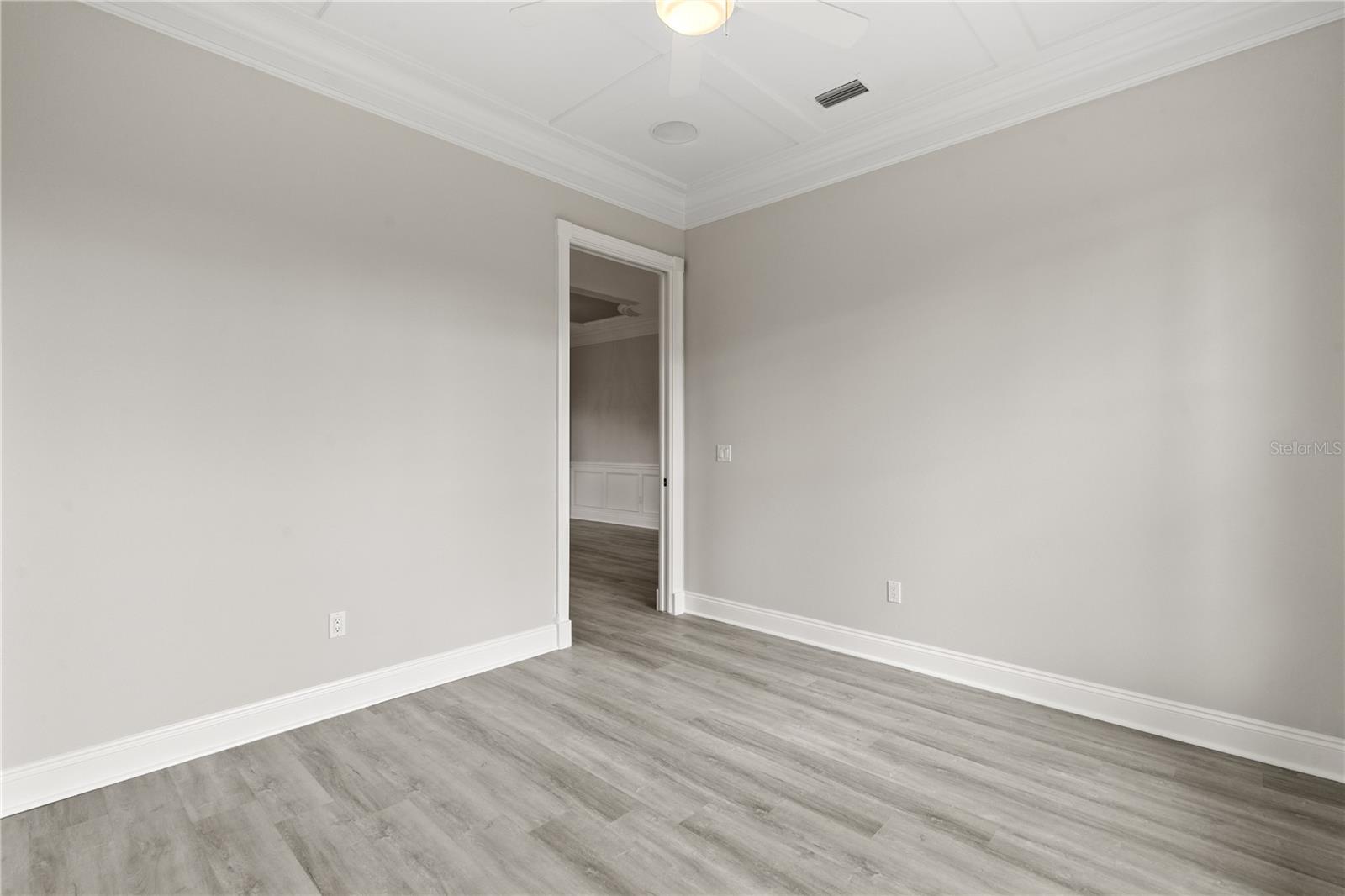 Image 37 of 73 For 259 Yacht Harbor Drive