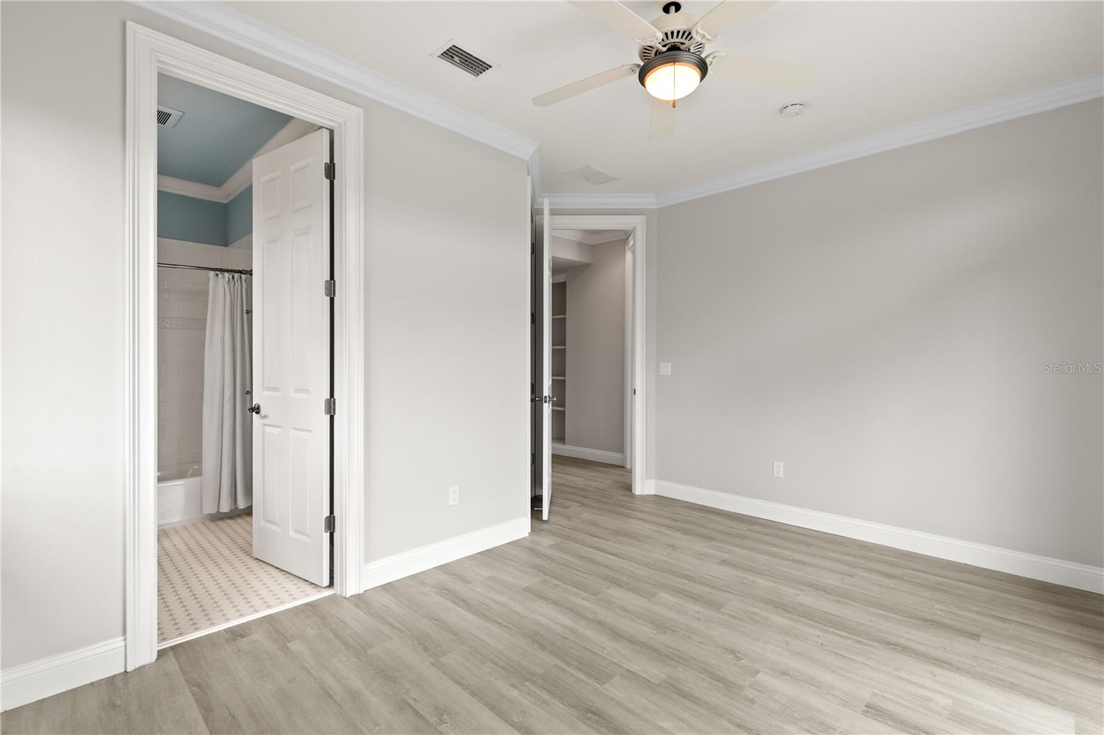 Image 40 of 73 For 259 Yacht Harbor Drive