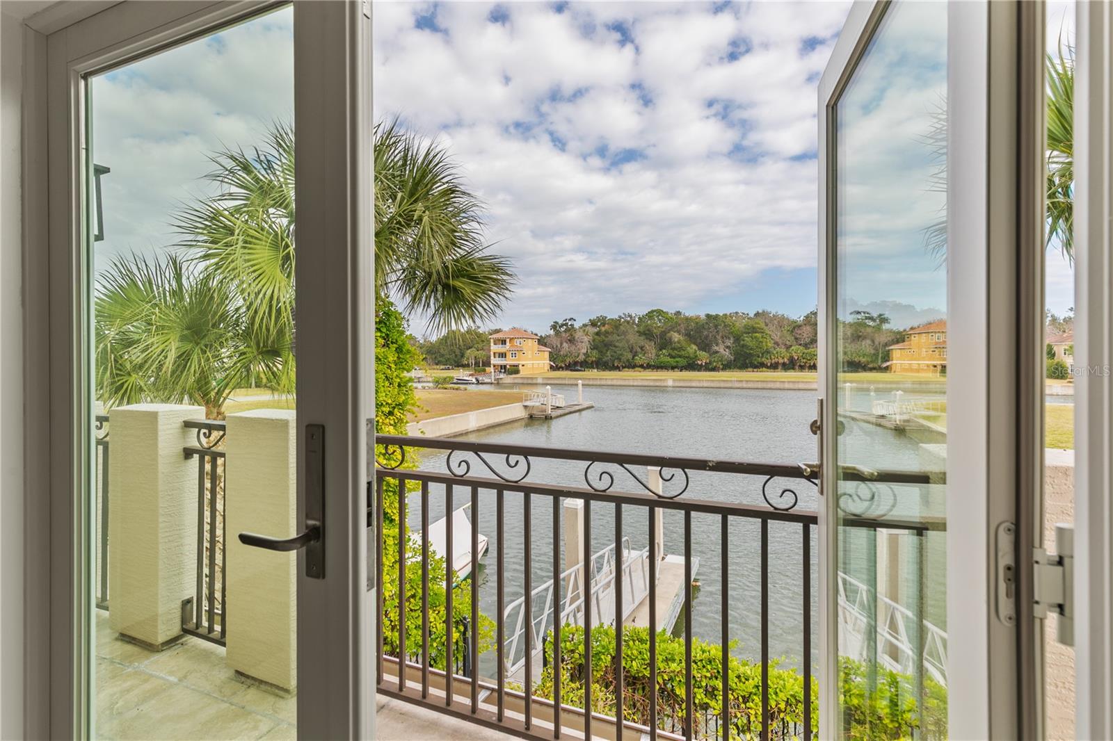 Image 42 of 73 For 259 Yacht Harbor Drive