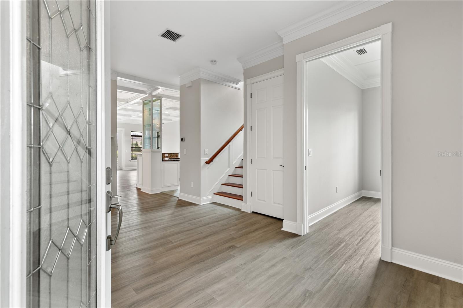 Image 7 of 73 For 259 Yacht Harbor Drive