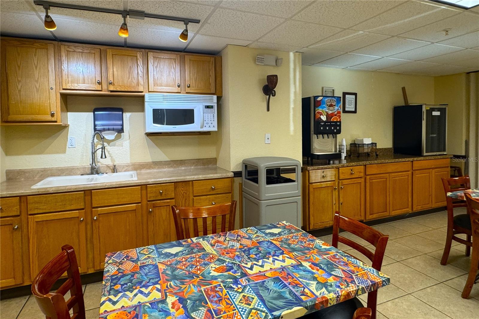 Image 9 of 25 For 313 Atlantic Avenue 6200