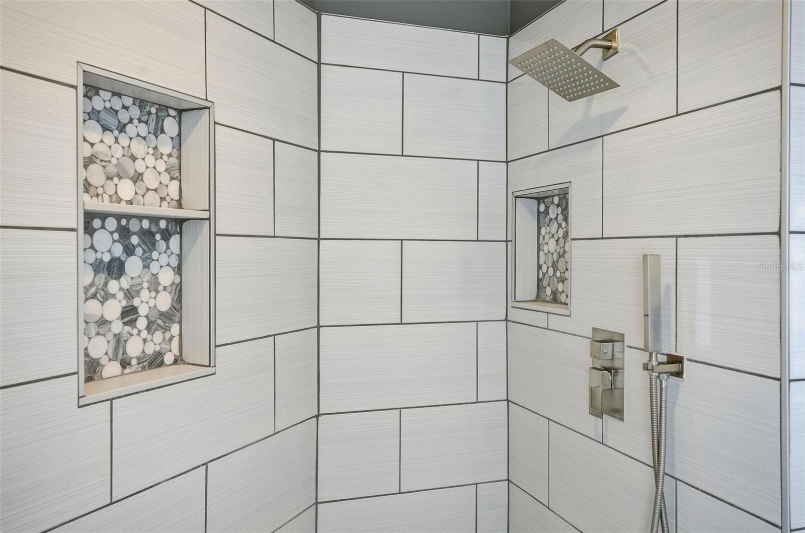 Image 33 of 56 For 1 Walton Place