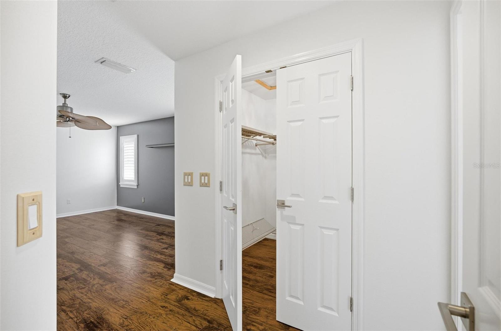 Image 43 of 56 For 1 Walton Place