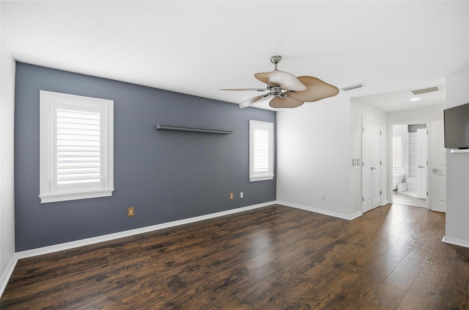 Image 44 of 56 For 1 Walton Place