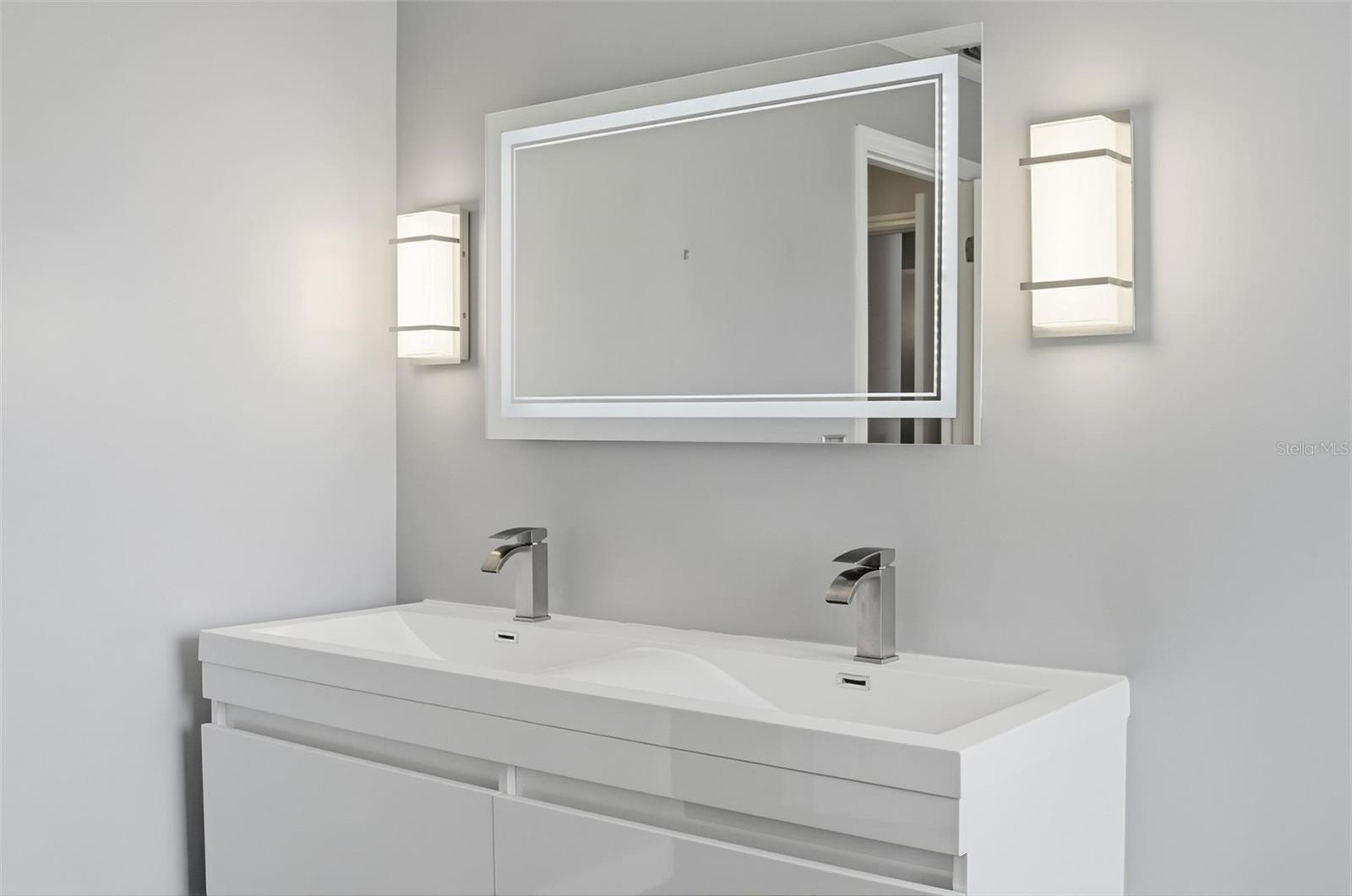 Image 49 of 56 For 1 Walton Place