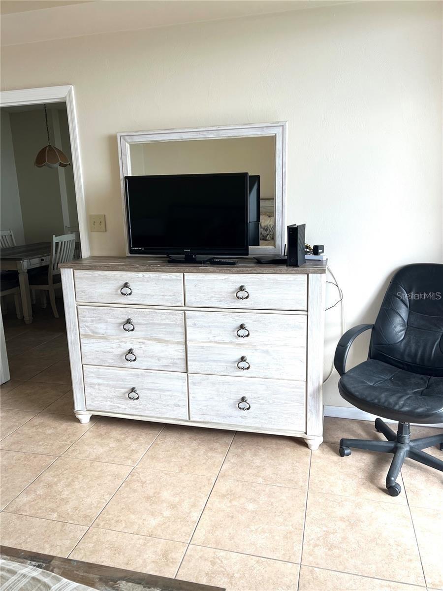 Image 7 of 24 For 104 A Surfview Drive 2503