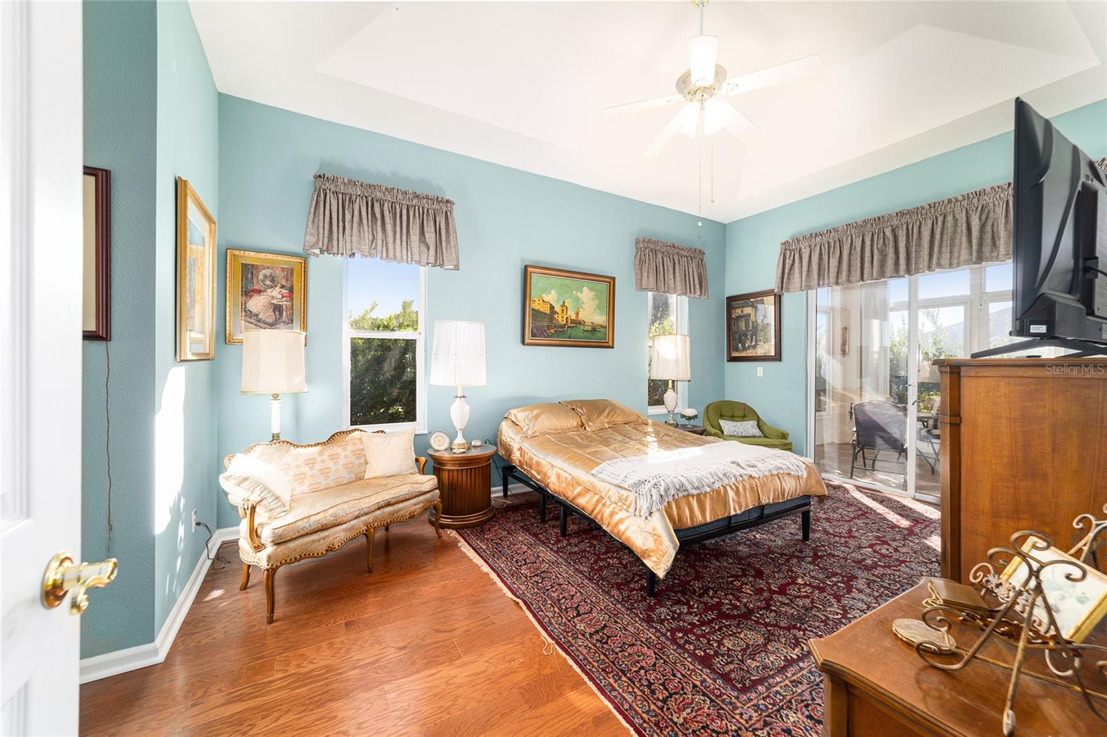 Image 24 of 42 For 5500 23rd Place