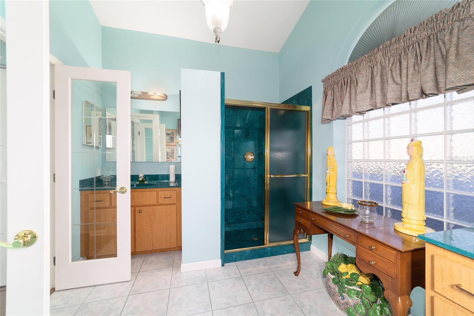 Image 29 of 42 For 5500 23rd Place