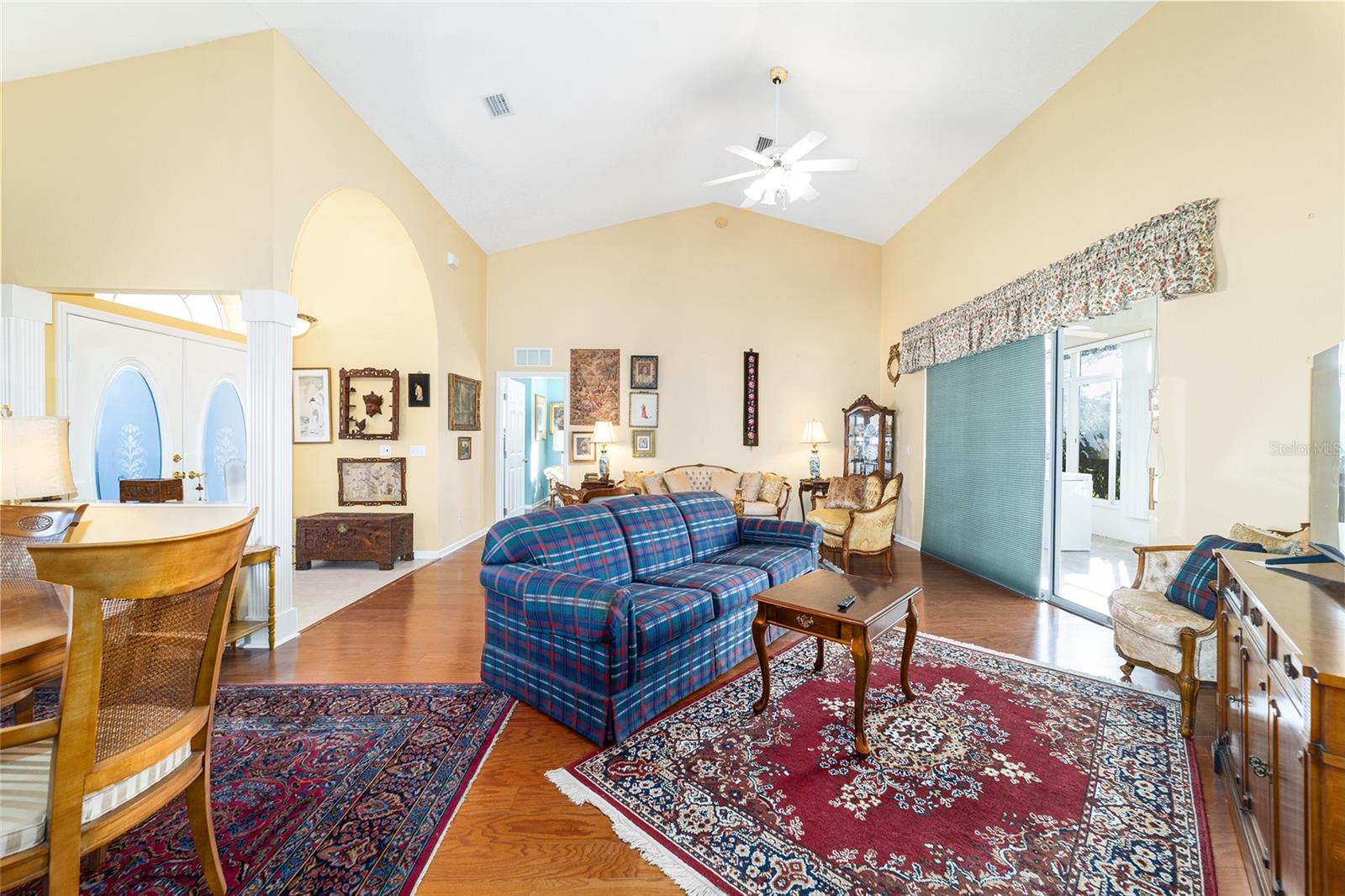 Image 6 of 42 For 5500 23rd Place