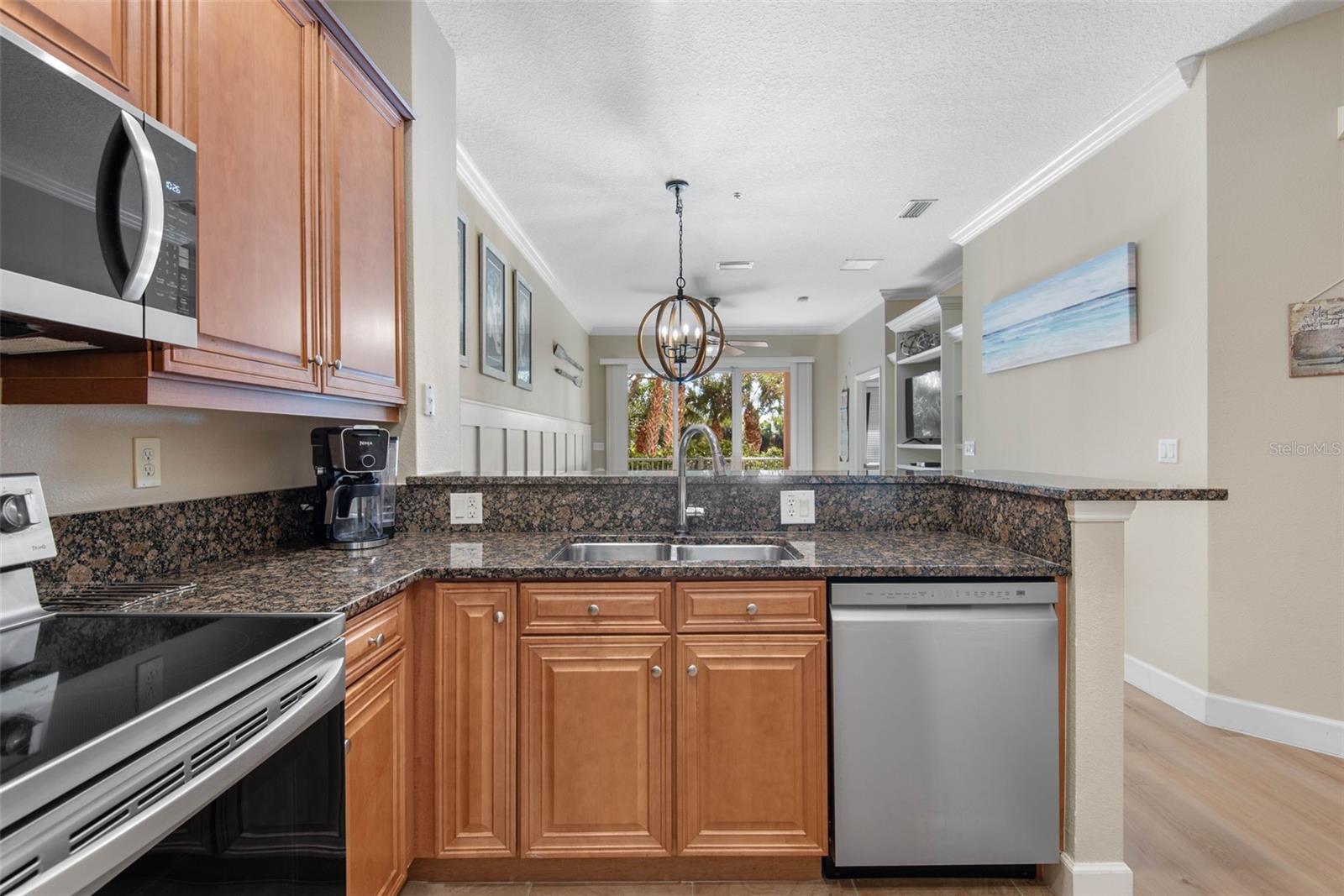 Image 15 of 59 For 15 Ocean Crest Way 1314