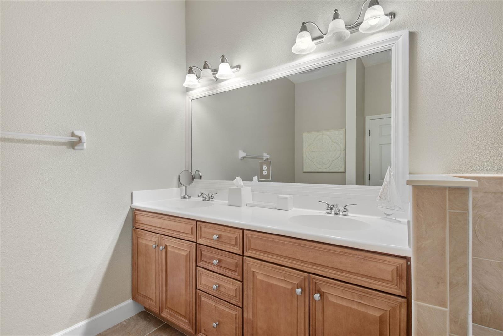 Image 19 of 59 For 15 Ocean Crest Way 1314