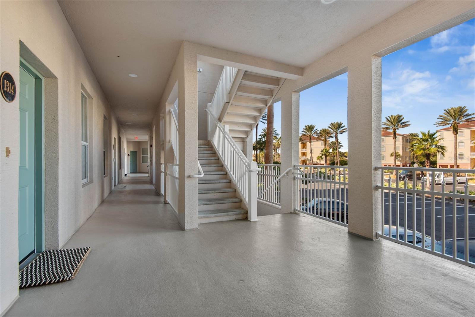 Image 36 of 59 For 15 Ocean Crest Way 1314