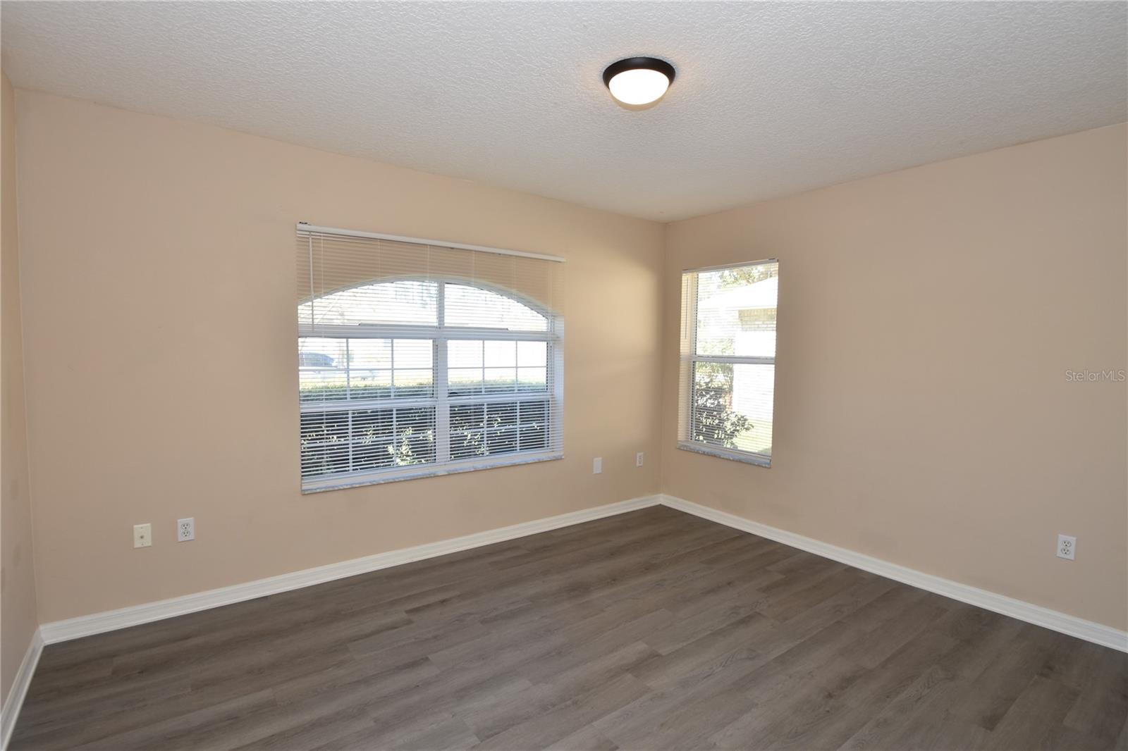 Image 29 of 36 For 8 Regency Drive A