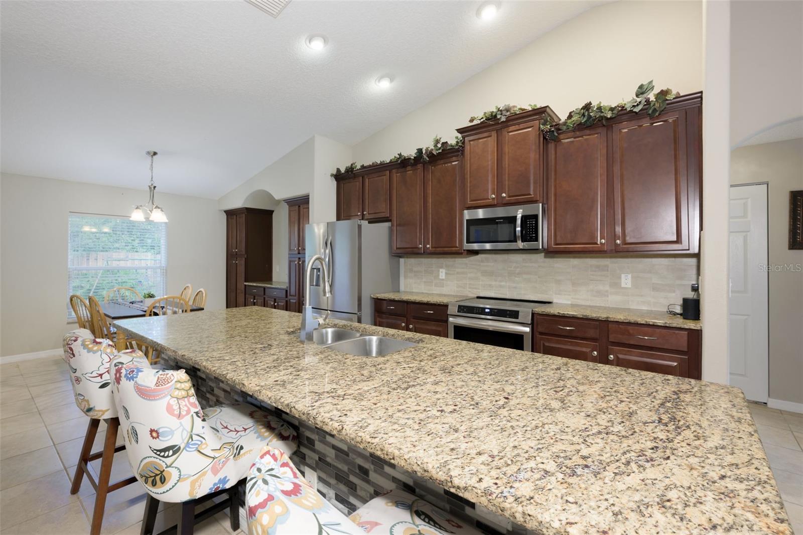 Image 11 of 41 For 22 Untermeyer Place