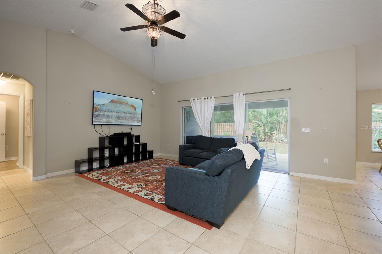 Image 5 of 41 For 22 Untermeyer Place