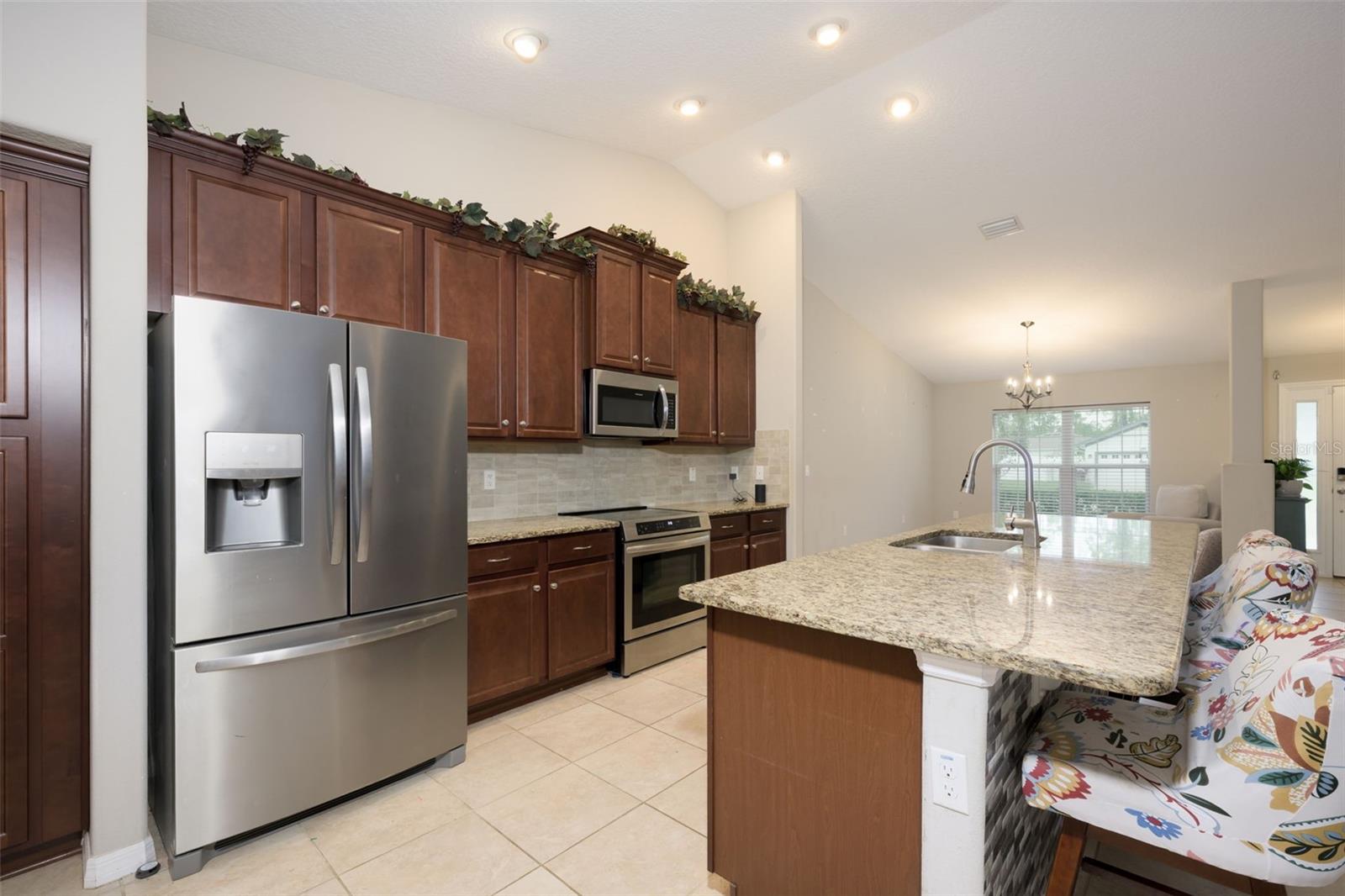 Image 7 of 41 For 22 Untermeyer Place