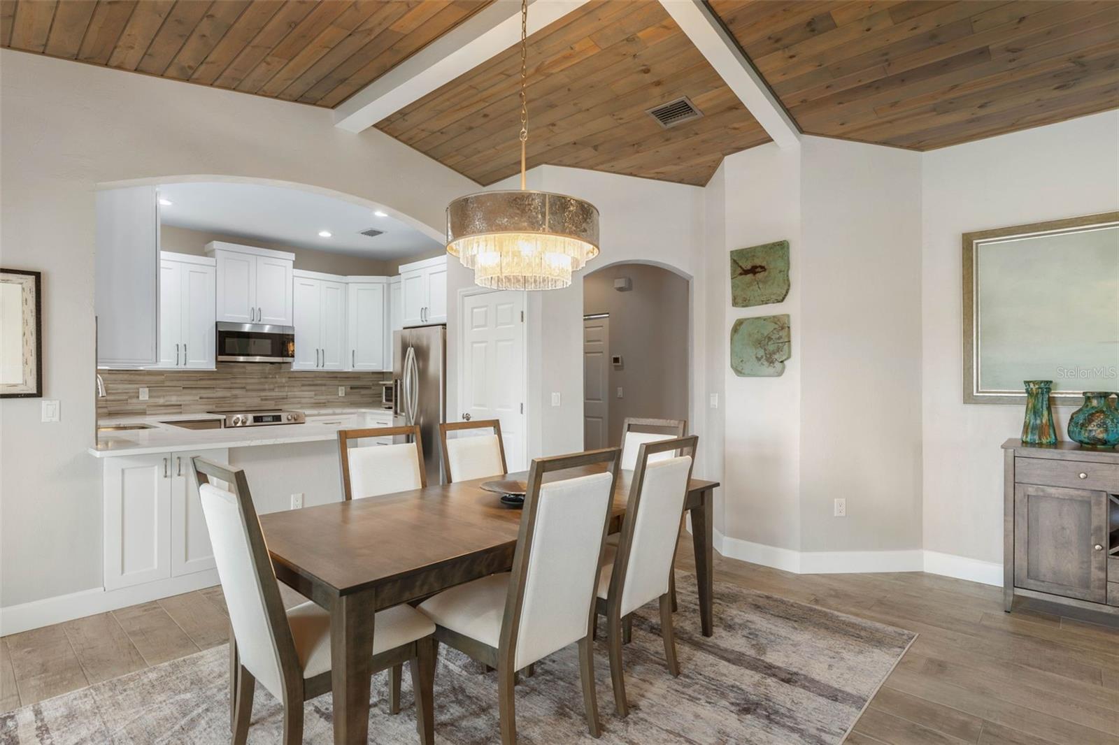 Image 12 of 78 For 21 Viscaya Lane 2006