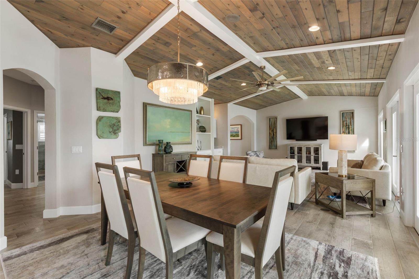 Image 20 of 78 For 21 Viscaya Lane 2006