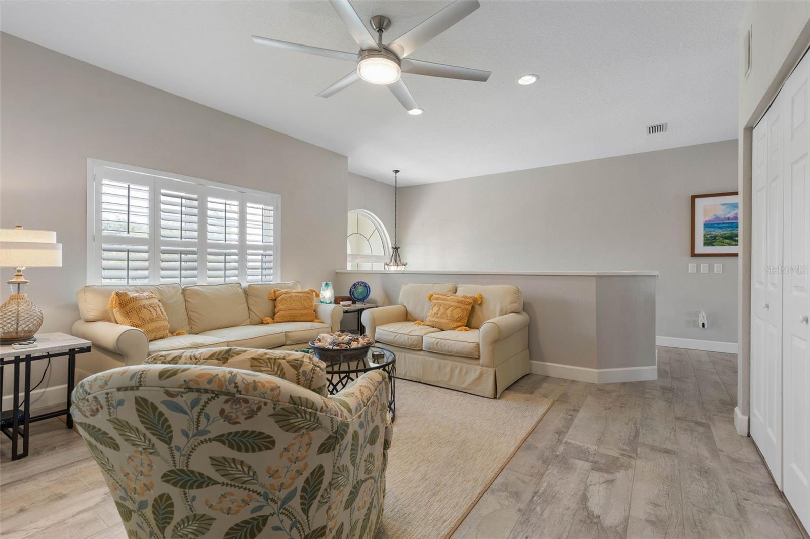 Image 21 of 78 For 21 Viscaya Lane 2006