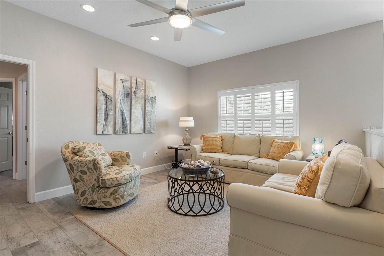 Image 22 of 78 For 21 Viscaya Lane 2006