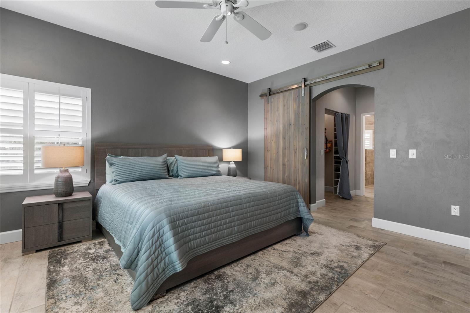 Image 35 of 78 For 21 Viscaya Lane 2006