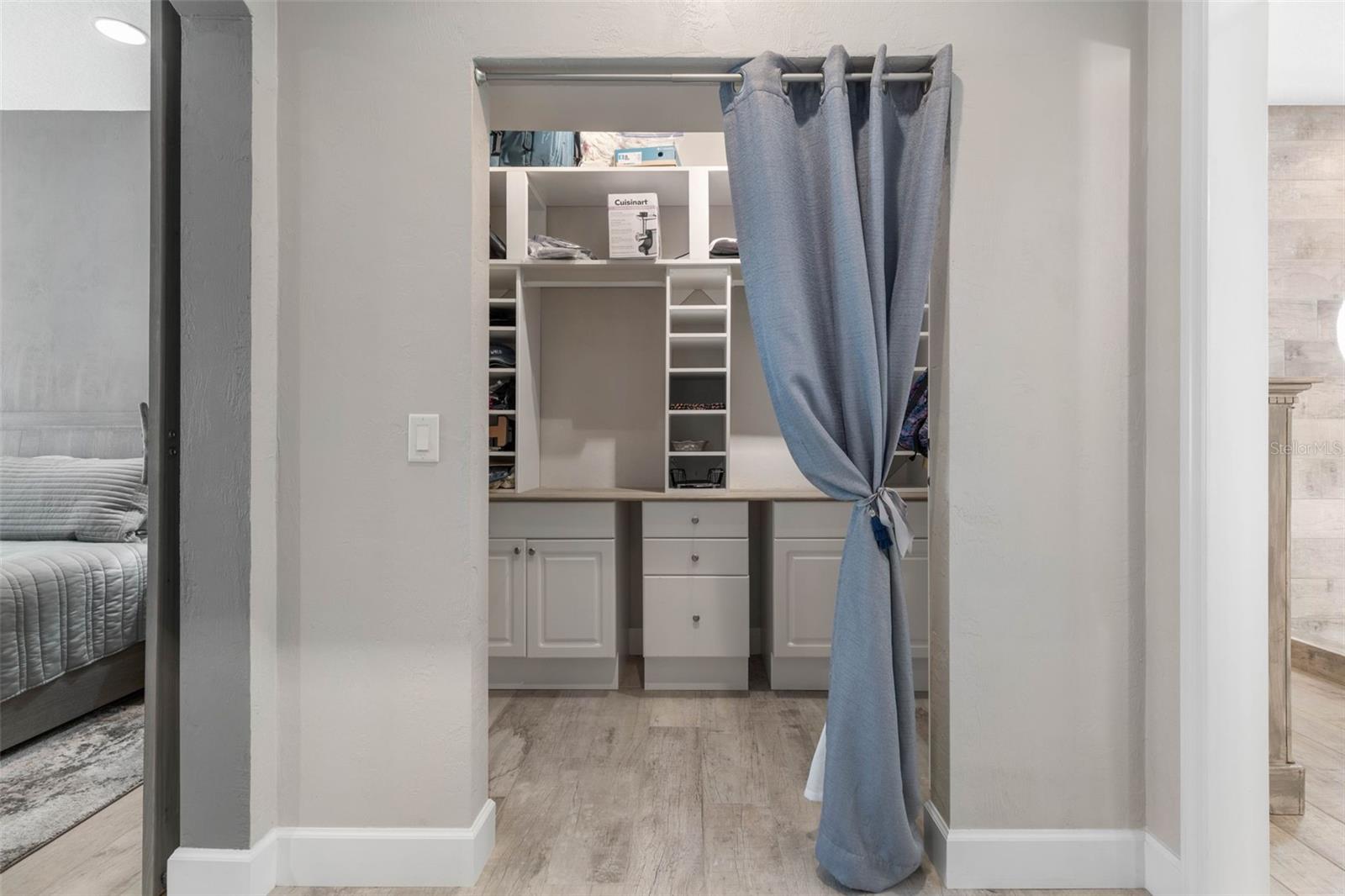 Image 40 of 78 For 21 Viscaya Lane 2006