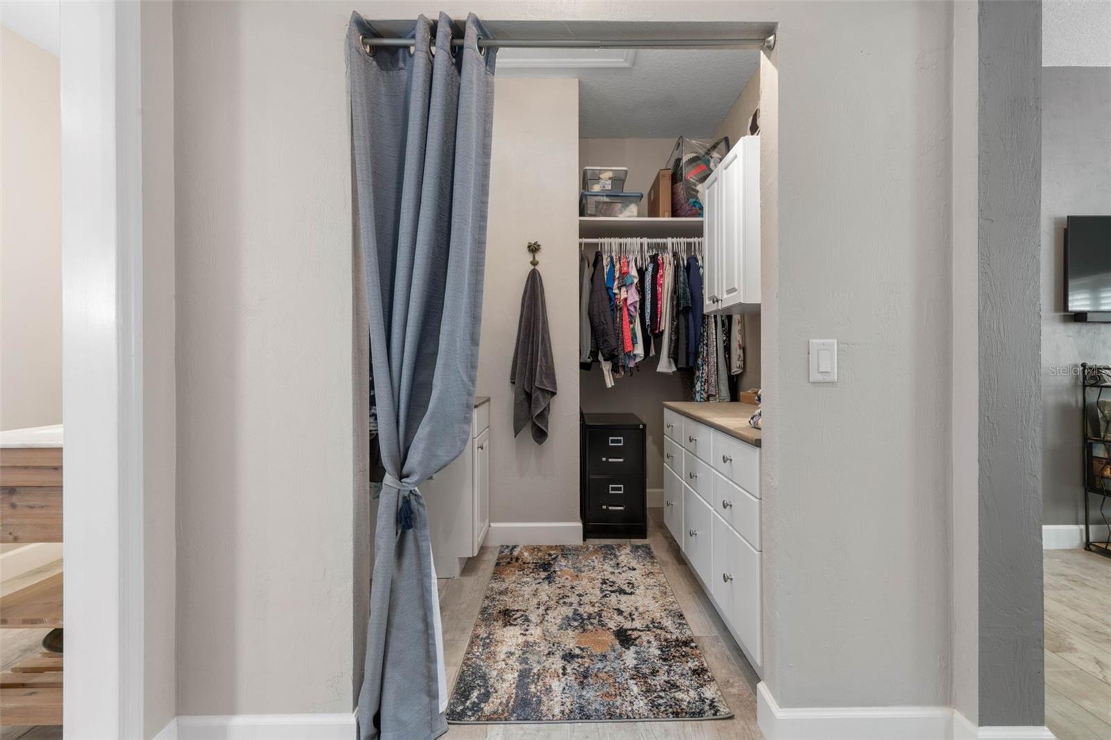 Image 41 of 78 For 21 Viscaya Lane 2006