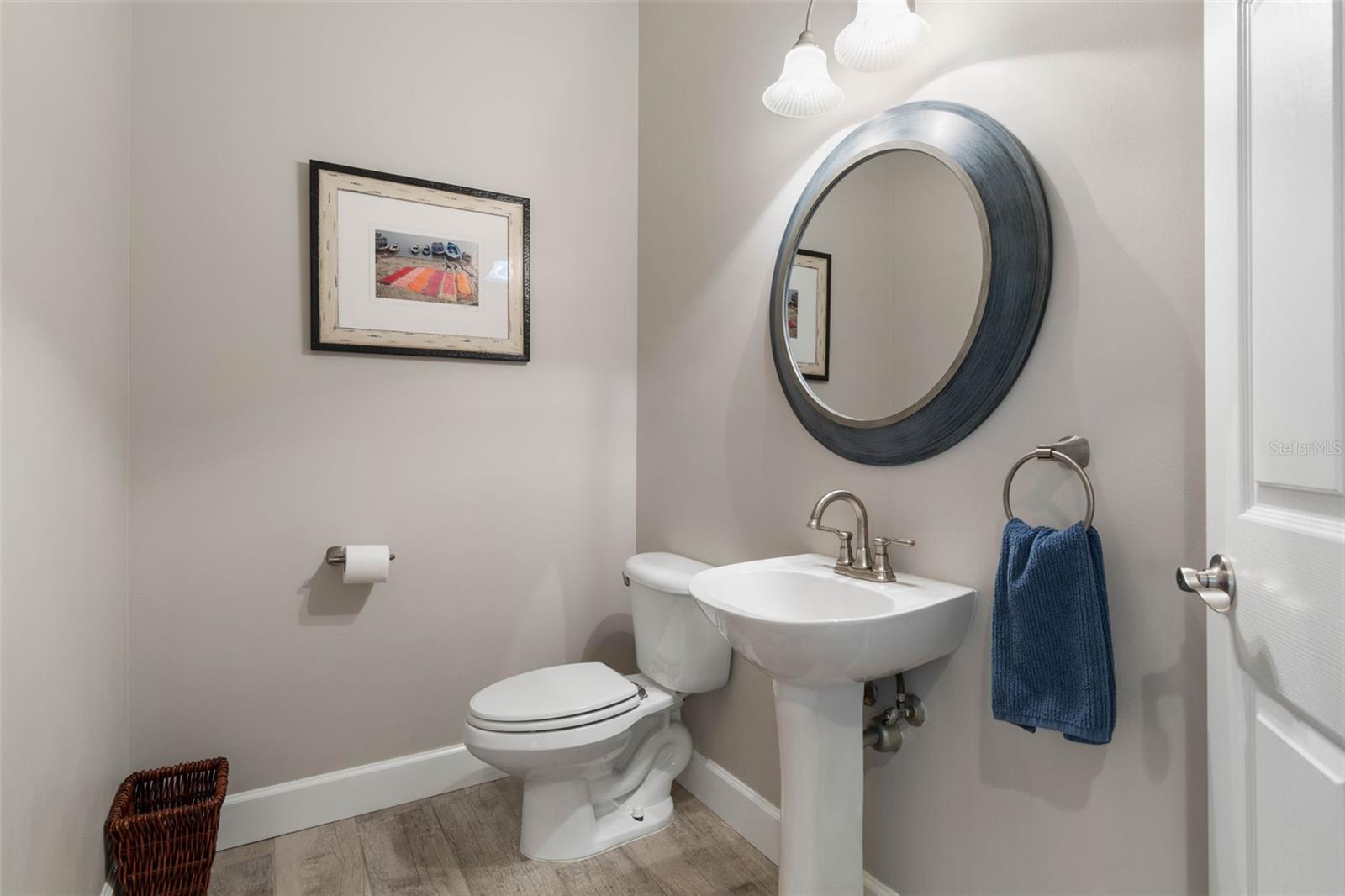 Image 42 of 78 For 21 Viscaya Lane 2006