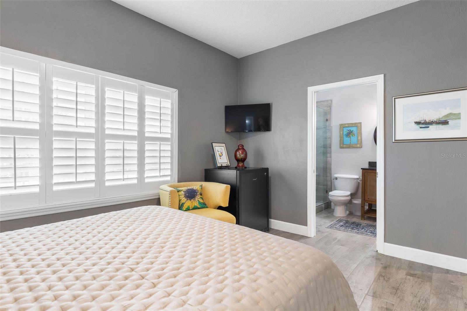 Image 45 of 78 For 21 Viscaya Lane 2006