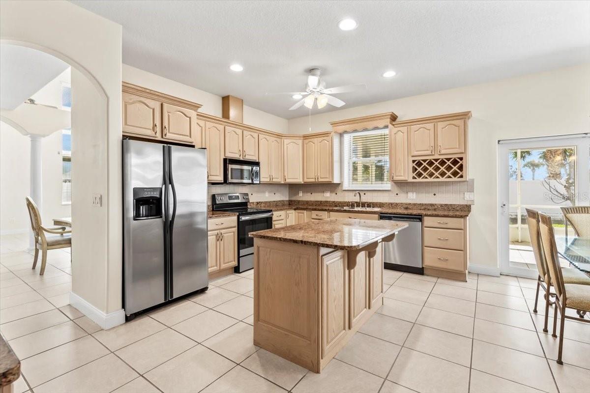 Image 18 of 91 For 10 Capistrano Drive