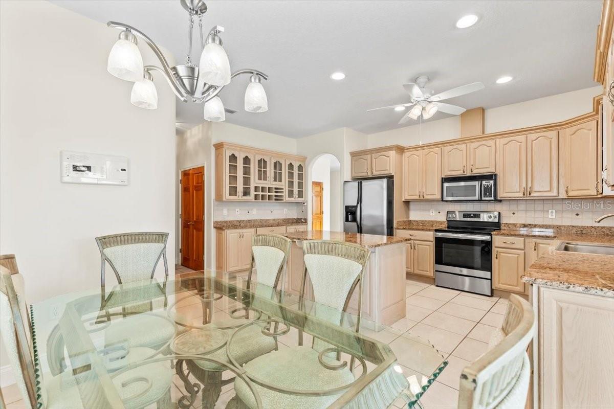 Image 20 of 91 For 10 Capistrano Drive