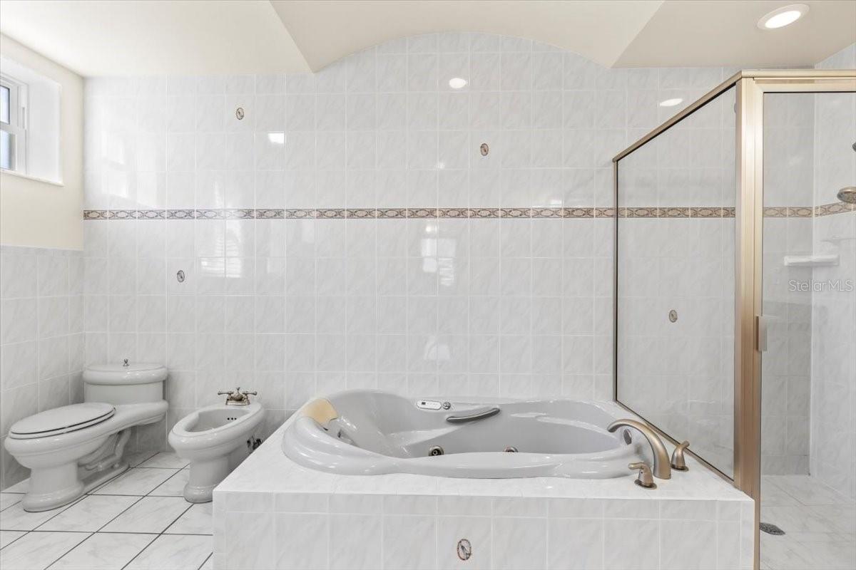 Image 28 of 91 For 10 Capistrano Drive