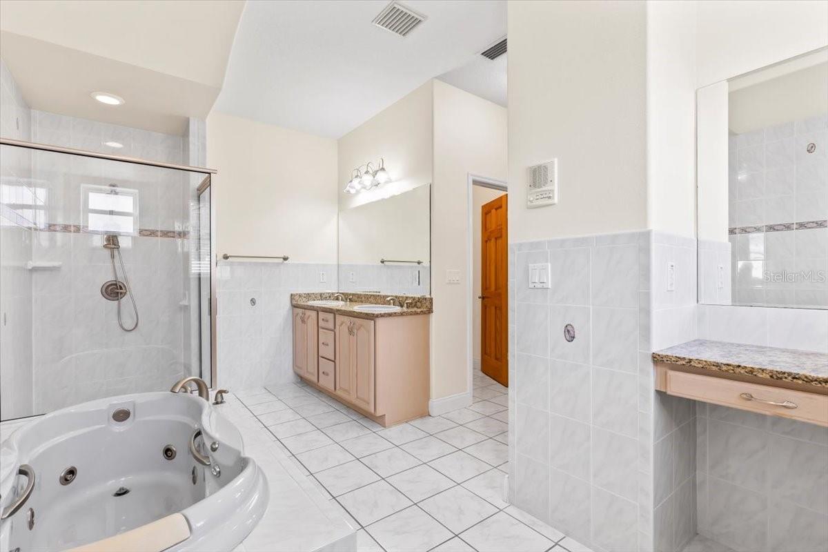 Image 29 of 91 For 10 Capistrano Drive