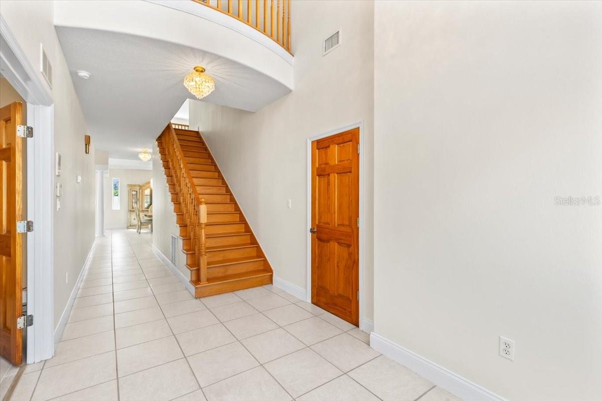 Image 32 of 91 For 10 Capistrano Drive